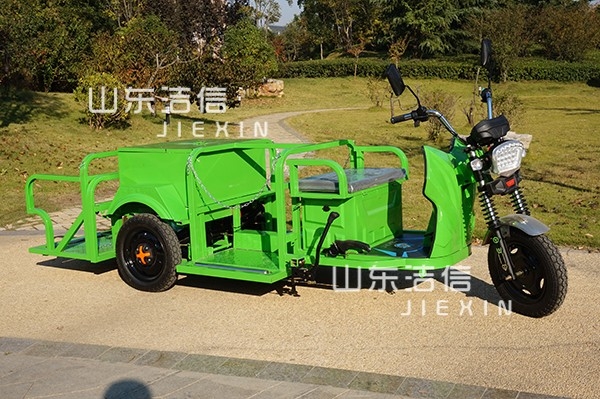 四桶鏈條保潔車性能特點(diǎn)